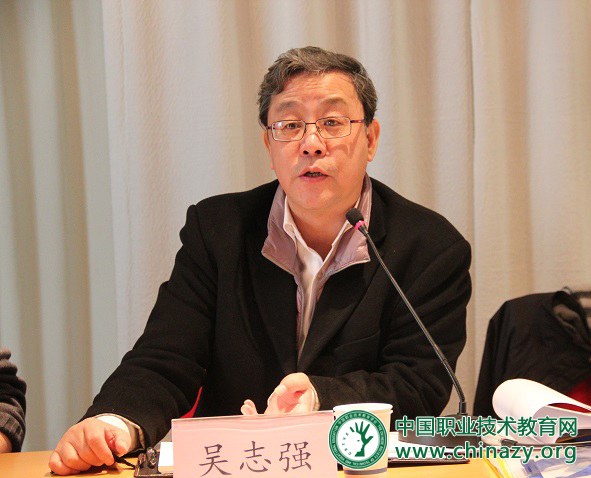 1451271679257035982.jpg 22.jpg