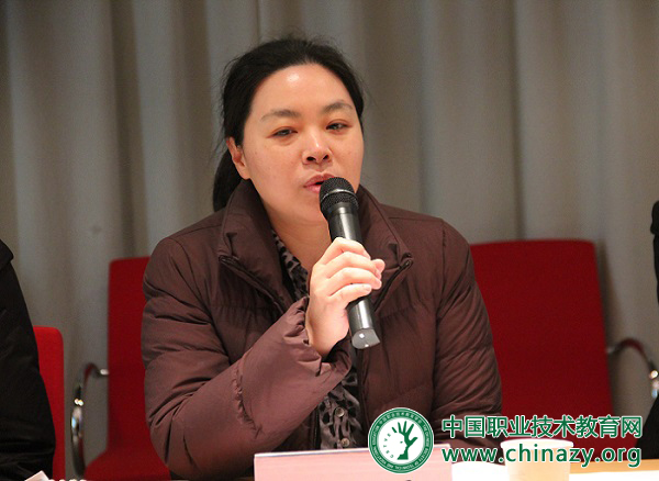 1451271687145088662.jpg 2.jpg